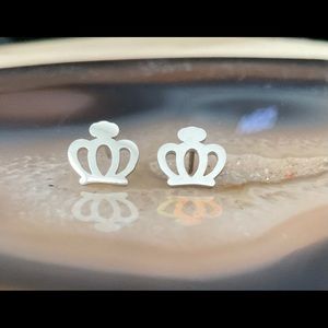 Crown earrings new silver stainless steel queen studs dainty